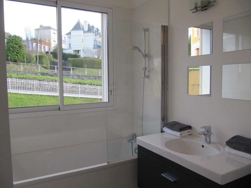 Apartamento La Regina Trouville-sur-Mer Habitación foto